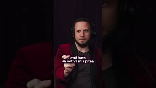 Thumbnail for podcast episode: Amos tylyttää apteekkimonopolien rahastuslogiikan